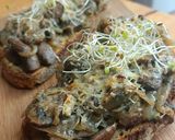 Une image de l'étape 5 de 🍄 Tartine aux champignons moutarde à l'ancienne gratiné au Parmesan.