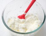 Foto langkah ke 3 dari resep Cloud Egg.