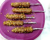 A picture of step 3 of Dates and Nuts Sticks.