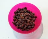 蘭姆葡萄可麗露的食譜步驟1照片