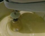 Foto langkah ke 3 dari resep Cake marble (mix semua bahan) anti gagal tanpa timbangan.