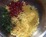 ભેળ (Bhel Recipe In Gujarati) રેસીપી સ્ટેપ2ફોટો
