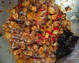 Foto langkah ke 4 dari resep Tumis cecek tahu kecap.