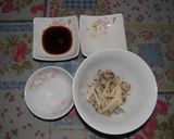 A picture of step 3 of Shijimi Clam Rice.