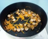 A picture of step 1 of Sausage And Bak Choy.