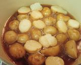 A picture of step 5 of Simmered Spring Potatoes and Green Beans.