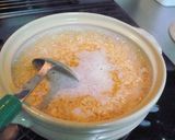 A picture of step 2 of Lazy Rice Porridge with Nissin Chicken Ramen.