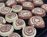 Foto del paso 4 de la receta: Galletas Caracol