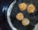 Foto langkah ke 5 dari resep Bakso Udang Isi Telur Puyuh.