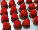 A picture of step 17 of Chocolate and Extravagant Strawberries for Valentine's Day.