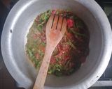 A picture of step 2 of Noodle Soup.