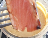 Foto del paso 7 de la receta: Tataki de Salmón con Mayonesa de Soja y Calabacín a la Mantequilla al Wok