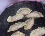 Foto langkah ke 5 dari resep Gyoza ayam / mandu ayam korea / dumpling ayam.