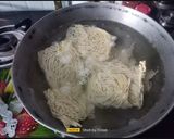 A picture of step 1 of Vegetable Chowmein.