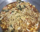 Foto langkah ke 8 dari resep Mie Dog-dog Indomie ala Jogja.