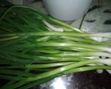 લીલા લસણ વાળી બટેટી(Lila Lasan Vadi Bateti Recipe In Gujarati) રેસીપી સ્ટેપ1ફોટો