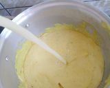 A picture of step 4 of Kadhi pakora.