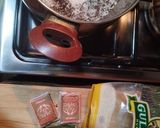 Foto langkah ke 1 dari resep Roasted milk tea.