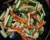 Foto del paso 2 de la receta: Wok a mi estilo con matamoros de cerdo y vegetales
