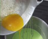 Foto langkah ke 5 dari resep Bika ambon pandan.