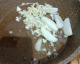 Foto langkah ke 1 dari resep Tumis ayam jamur.