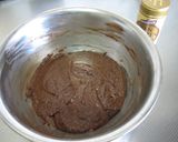 A picture of step 5 of Chocolate Berry Cake.