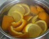 A picture of step 1 of Iyokan Marmalade.