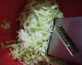 A picture of step 1 of Lauki ka Halwa.