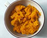 Foto langkah ke 2 dari resep Bola-bola Ubi Goreng.