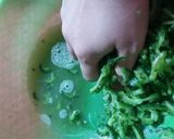 Foto langkah ke 2 dari resep Tumis papedas (pare tempe pedas).