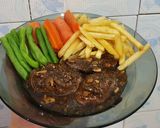 Foto langkah ke 5 dari resep Steak saus lada hitam (super simple).