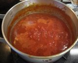 A picture of step 3 of Noodles in Tomato Sauce Made with Instant Ramen.