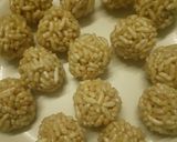 A picture of step 4 of Murmura Ladoo (Puffed rice Ladoo).