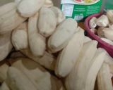 Foto langkah ke 1 dari resep Keripik pisang manis.