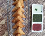A picture of step 6 of Chicken cheese samose.