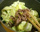 A picture of step 1 of Beef and Pineapple Stir-Fry.