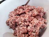Bola daging anti ribet