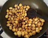 मखाना नमकीन (Makhana namkeen recipe in hindi) रेसिपी चरण 3 फोटो