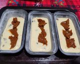 Foto del paso 4 de la receta: Mini budines de bananas con chips de chocolate y corazón de dulce de leche (opción 1)