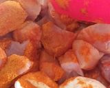 A picture of step 1 of Chicken malai boti.