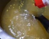 A picture of step 3 of Chicken soup.
