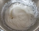 Une image de l'étape 5 de Gâteau moelleux au chocolat 🍫 chantilly 😋.