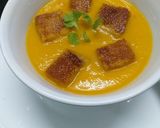 A picture of step 3 of Carrot Ginger Soup With Croutons.