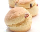 A picture of step 8 of Cranberry Scones.