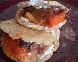 Foto del paso 4 de la receta: Gorditas de masa con chicharrón