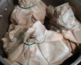 Foto del paso 4 de la receta: Mixiotes de pollo en olla de presión