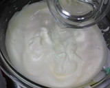 A picture of step 4 of Sponge Cake.