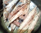 Foto langkah ke 1 dari resep Lintingan pindang cue.