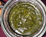 Foto del paso 4 de la receta: Pesto de rúcula y cilantro con pistachos y cacahuetes