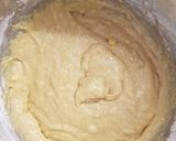 A picture of step 5 of Banana chocolate chip muffins.
